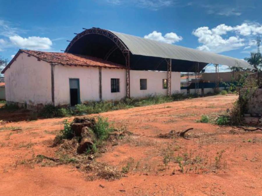 EXTRAJUDICIAL Leilão de Área para Empreendimento com 13.730m² - Tanhaçu/BA, localizado em Tanhaçu - BA