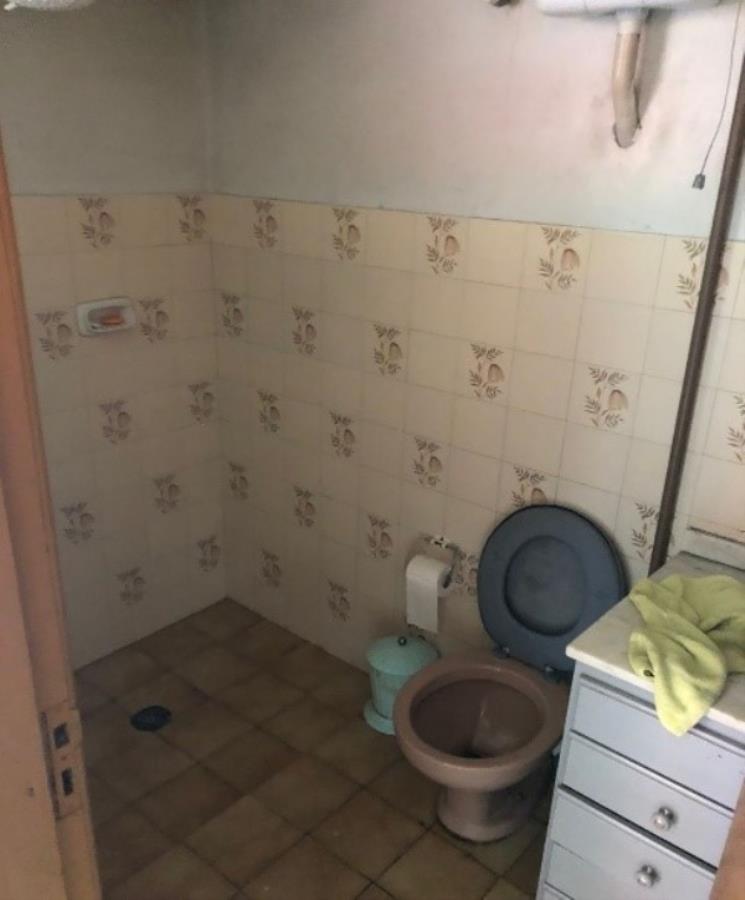 EXTRAJUDICIAL Leilão de Casa com 200m² de área construída em Curitiba/PR, localizado em Curitiba - PR, bairro Uberaba