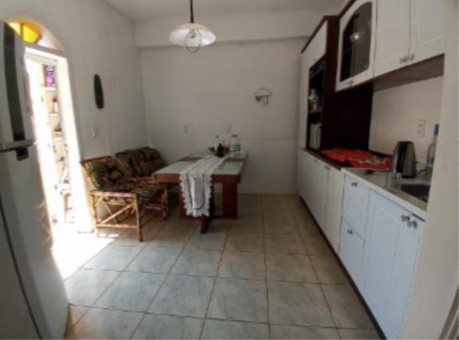 EXTRAJUDICIAL Leilão de Casa em Alvenaria, cidade de Laguna/SC, localizado em Laguna - SC