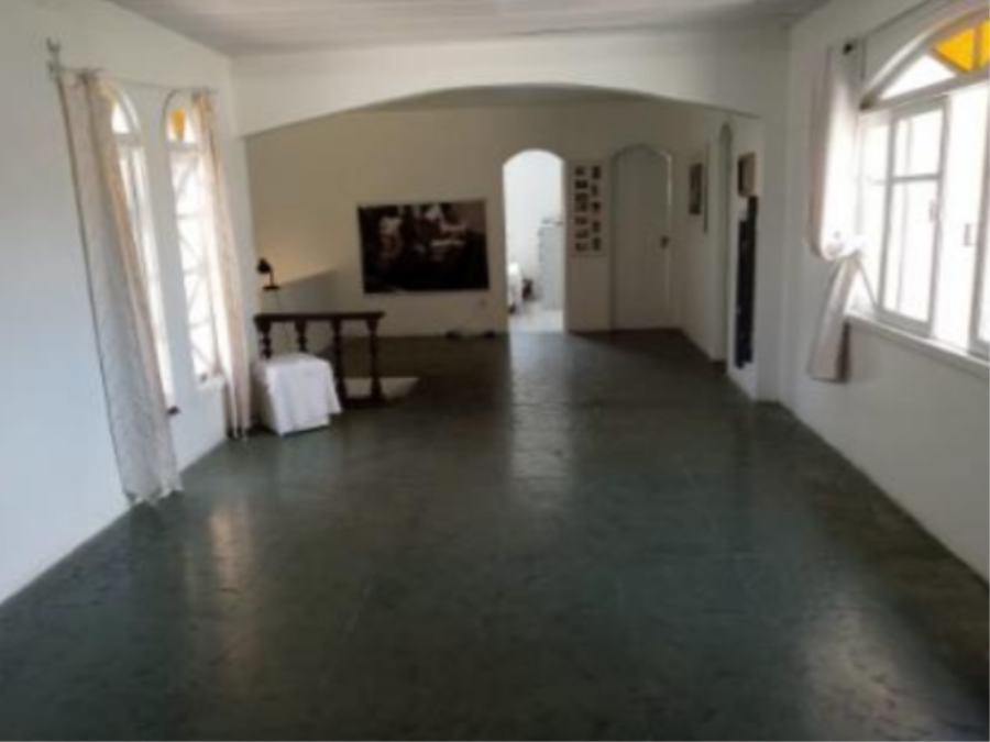 EXTRAJUDICIAL Leilão de Casa em Alvenaria, cidade de Laguna/SC, localizado em Laguna - SC
