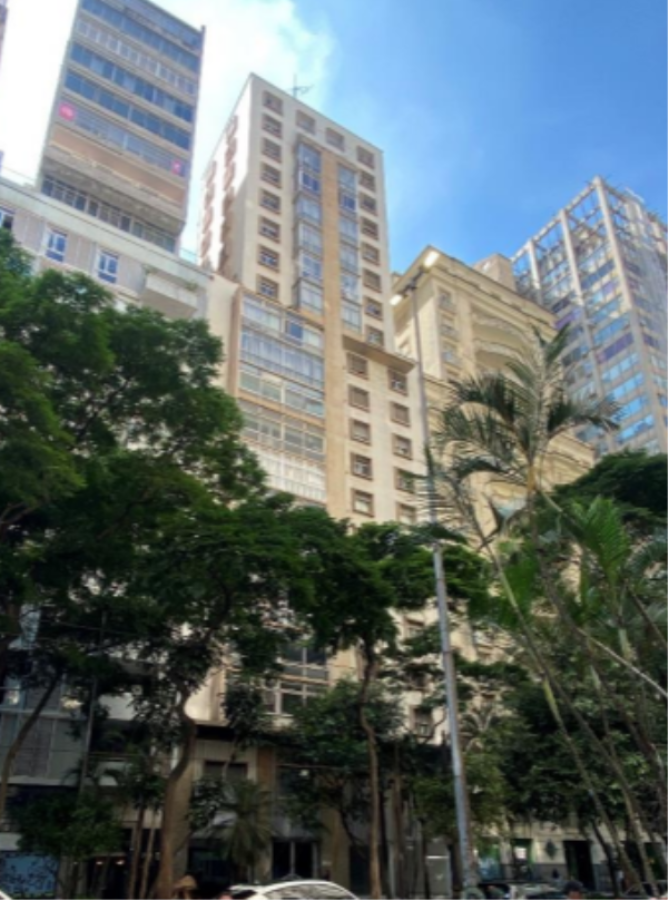 JUDICIAL Leilão de Direitos sobre Apto no Ed. Moreira Salles em SP, localizado em São Paulo - SP