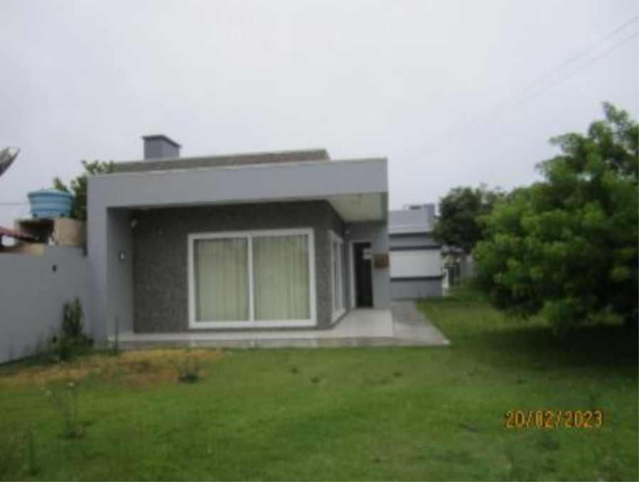 EXTRAJUDICIAL Leilão de Casa na cidade de Areias Brancas/RS, localizado em Arroio Do Sal - RS