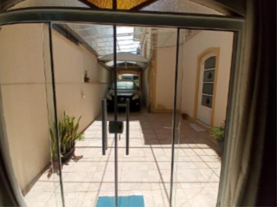 EXTRAJUDICIAL Leilão de Casa em Alvenaria, cidade de Laguna/SC, localizado em Laguna - SC