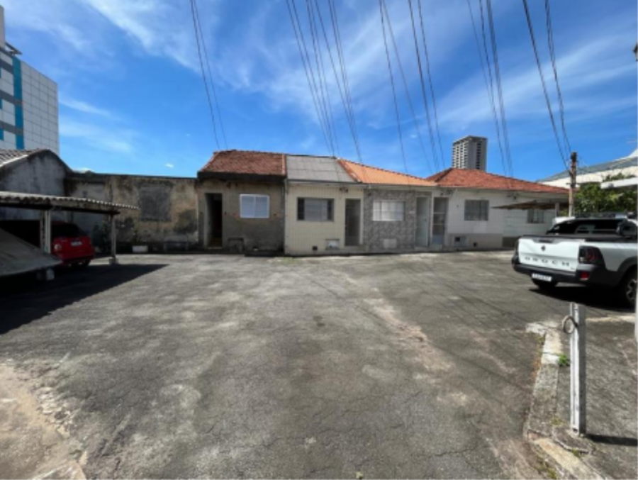 JUDICIAL Leilão de Casa no bairro da Mooca, em São Paulo/SP, localizado em São Paulo - SP