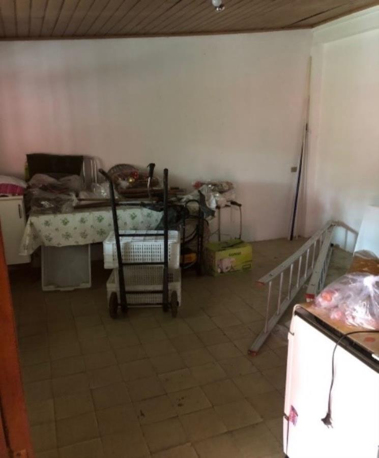 EXTRAJUDICIAL Leilão de Casa com 200m² de área construída em Curitiba/PR, localizado em Curitiba - PR, bairro Uberaba