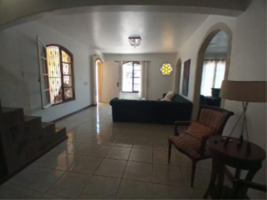 EXTRAJUDICIAL Leilão de Casa em Alvenaria, cidade de Laguna/SC, localizado em Laguna - SC