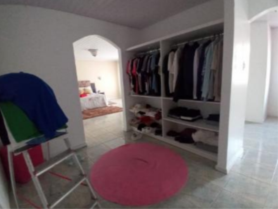 EXTRAJUDICIAL Leilão de Casa em Alvenaria, cidade de Laguna/SC, localizado em Laguna - SC