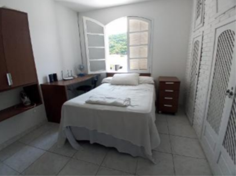 EXTRAJUDICIAL Leilão de Casa em Alvenaria, cidade de Laguna/SC, localizado em Laguna - SC
